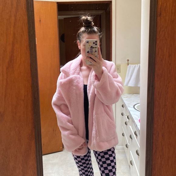 Shein • Fluffy Bubblegum Pink Teddy Jacket - Picture 2 of 14
